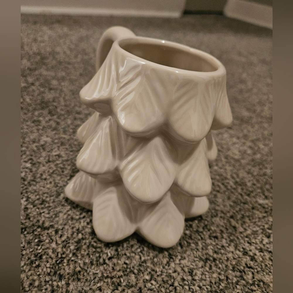 Winter White Christmas Tree Mug 10 Strawberry Street - Picture 2 of 3